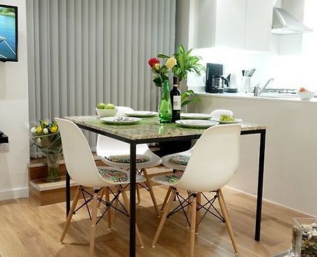 Old Town Apartments Londres Restaurante foto